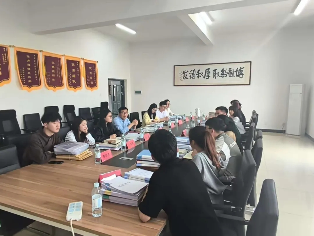 經(jīng)濟(jì)管理系與機(jī)電工程系學(xué)工互查：交流促提升，攜手育新人